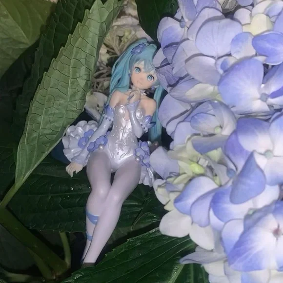 Flower garden miku - Picture 1 of 4